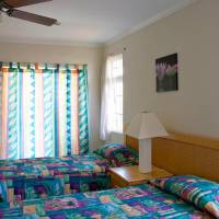 Studio with Two Twin Beds with Air Conditioning
