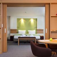 Lake View Suite
