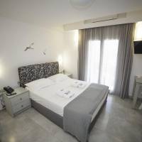 Economy Double Room with Balcony and Sea View