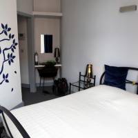 Double Room (2 Adult)