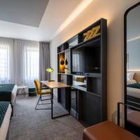 Deluxe Two Beds 
