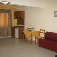 Studio (2 Adults)