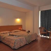 Studio (2 Adults)