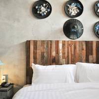Deluxe Double Room with Balcony (10.00 AM)