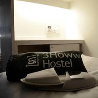 Single Bed in Mixed Dormitory Room