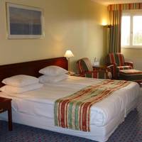 Mini Double Room with Two Single Beds - Non-Smoking