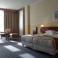 Deluxe Double Room with Two Single Beds and Sofa Bed - Non-Smoking