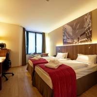 Twin Room with Bath