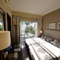  Family Deluxe Twin Room