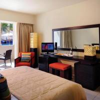 Superior Room with Pool View