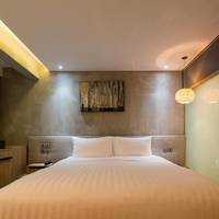 Plush Double or Twin Room