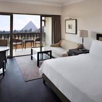 Deluxe Pyramid Premium Room- King Bed