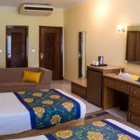 Triple Room with Garden View