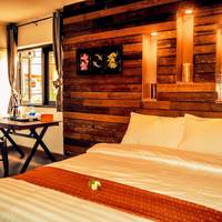 Deluxe Double Room - Bali Hut