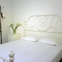 Two-Bedroom Apartment - Split Level