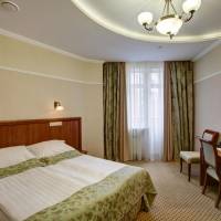 Queen Room with Balcony