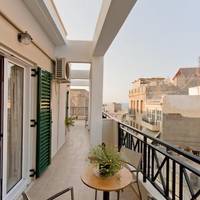 Single Room with External Private Bathroom