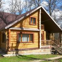Three-Bedroom Cottage