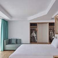 Olive Green Club Elite Room