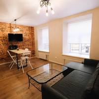 Deluxe Studio