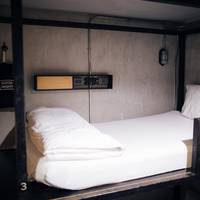 Bunk Bed in 6-Bed Female Dormitory Room