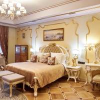 Deluxe Junior Suite with Neva River View