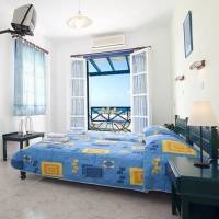 Double or Twin Room with Sea View