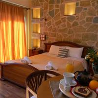 Superior Double Room with Balcony and Lake View
