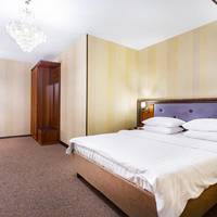 Economy Double Room with Small Window