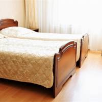 Budget Twin Room with Shared Bathroom