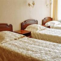 Budget Triple Room with Shared Bathroom
