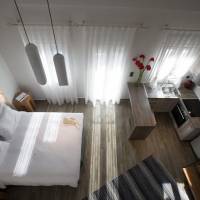 King Studio with Sofa Bed