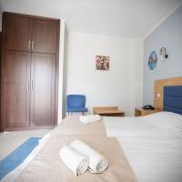 Twin Room with Mountain View