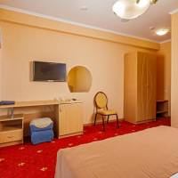 Large Double or Twin Room