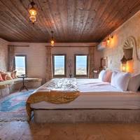 Queen Suite