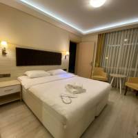 King Suite with Sea View