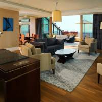 Executive Deluxe Suite, Club lounge access, 1 Bedroom Suite