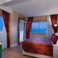 Standard Twin Room with Sea View
