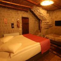 Superior Duplex Quadruple Cave Room With Jacuzzi and Terrace