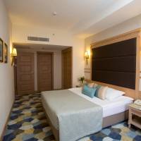 Standard Double or Twin Room with City View