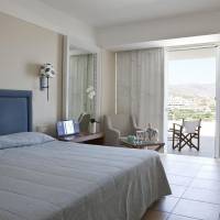 Superior Bungalow Sea view with Sharing Pool