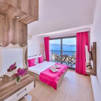 Double Room with Balcony and Sea View
