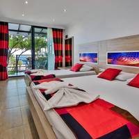 Comfort Triple Room with Sea View