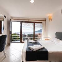 Queen Room with Sea View