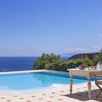 Three-Bedroom Villa with Private Pool and Sea View