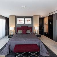 Mia Suite