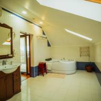 One-Bedroom Apartment with Sea View