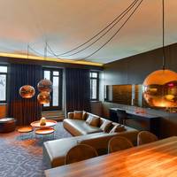 Cool Corner King Suite with Sea View