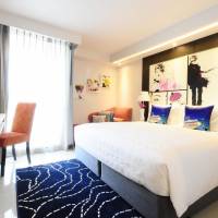 Lady Room - Female Floor