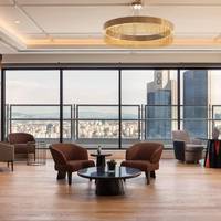 Executive King Room with Panoramic City View